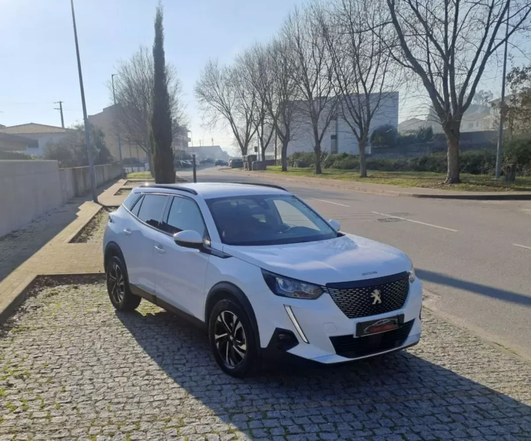 Peugeot 2008 2021 - 18500 EUR, 139000 km - AUTO.MOTO.pt - 139000km - foto 6 de 14