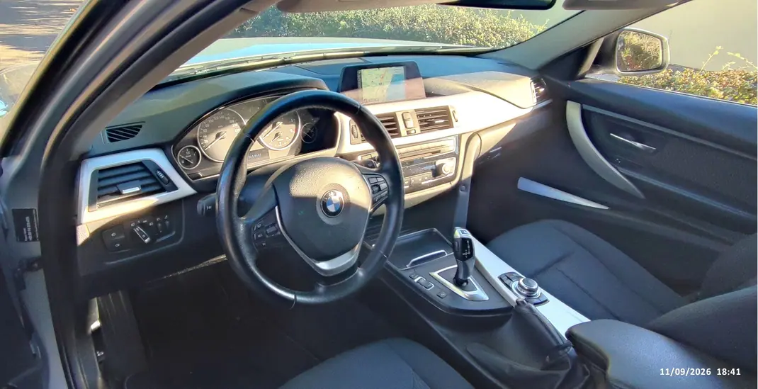 BMW 318 2017 - 15000 EUR, 187000 km - 187000km - foto 11 de 15