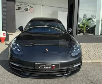Porsche Panamera 2018 - 74500 EUR, 50941 km - AUTO.MOTO.pt - 50941km - foto 18 de 41