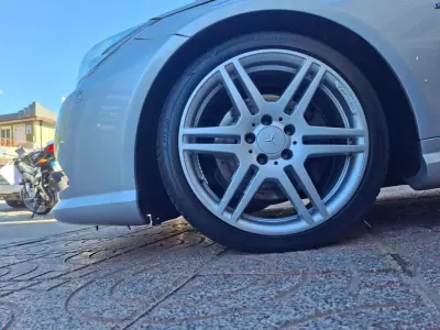 Mercedes-Benz E 220 2011 - 21000 EUR, 189000 km - 189000km - foto 15 de 28