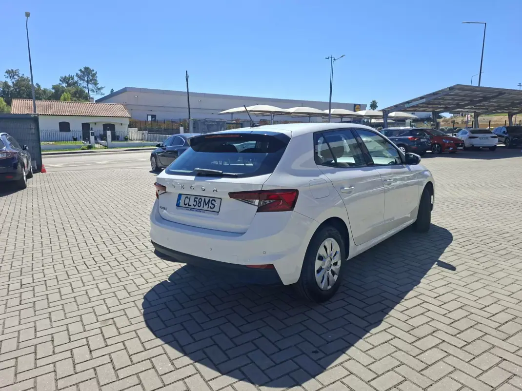 Skoda Fabia 2024 - 15000 EUR, 40500 km - 40500km - foto 6 de 30