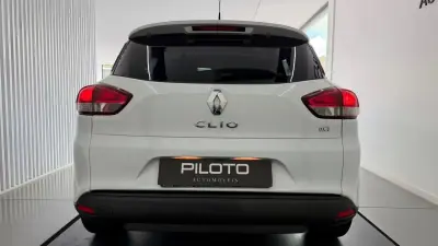 Renault Clio Sport Tourer 2013 - 9990 EUR, 167795 km - AUTO.MOTO.pt - 167795km - foto 7 de 26