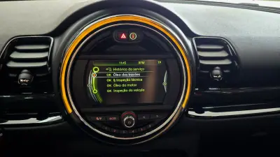 MINI Clubman 2017 - 13890 EUR, 159999 km - AUTO.MOTO.pt - 159999km - foto 28 de 51