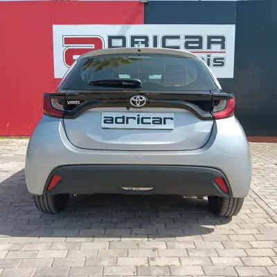 Toyota Yaris 2021 - 17490 EUR, 28569 km - AUTO.MOTO.pt - 28569km - foto 14 de 19