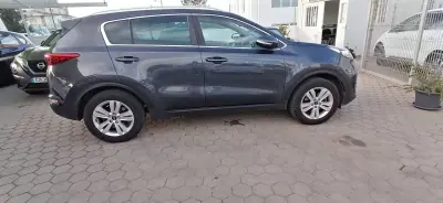 Kia Sportage 2018 - 17800 EUR, 67300 km - AUTO.MOTO.pt - 67300km - foto 2 de 21