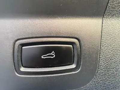 Porsche Panamera 2018 - 60500 EUR, 104962 km - AUTO.MOTO.pt - 104962km - foto 55 de 58