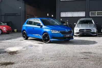 Skoda Fabia 2021 - 10999 EUR, 120000 km - AUTO.MOTO.pt - 120000km - foto 2 de 27
