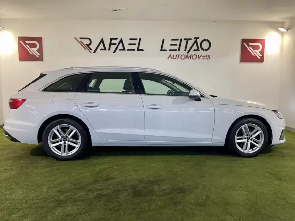 Audi A4 Avant 2022 - 22500 EUR, 168000 km - AUTO.MOTO.pt - 168000km - foto 8 de 34