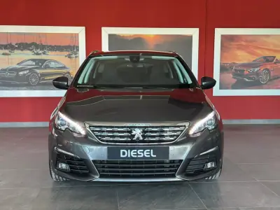 Peugeot 308 SW 2018 - 14990 EUR, 125082 km - AUTO.MOTO.pt - 125082km - foto 5 de 20