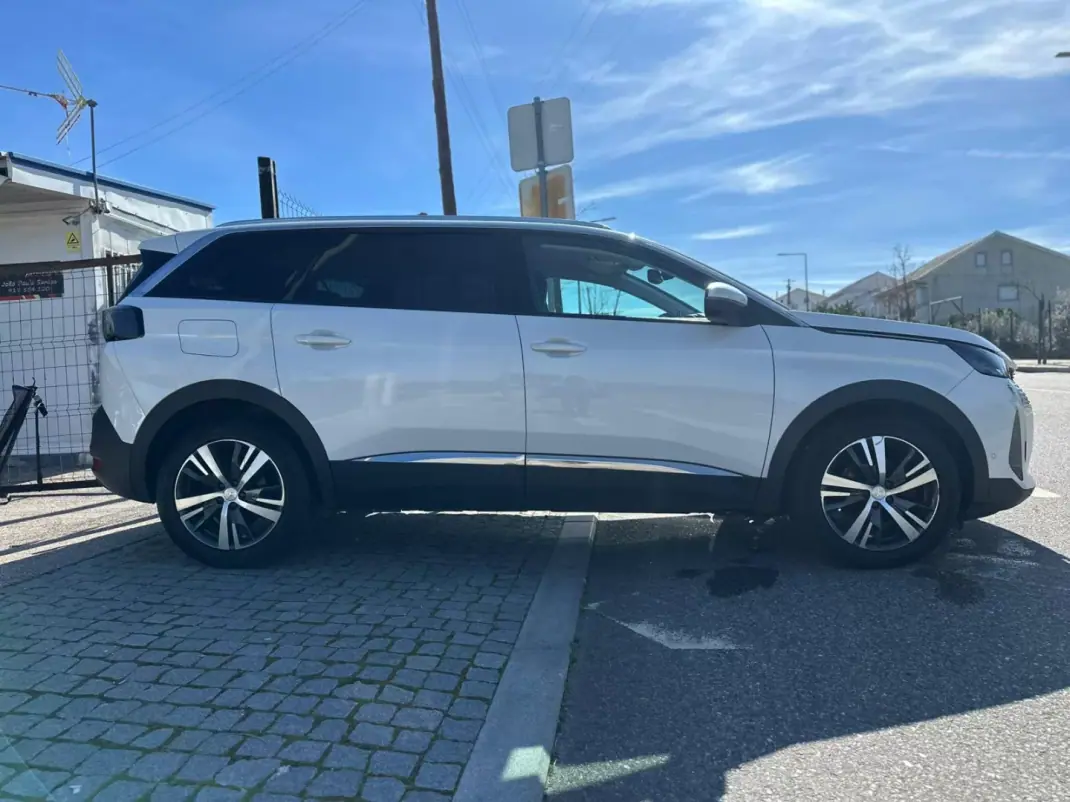 Peugeot 5008 2021 - 25900 EUR, 124114 km - AUTO.MOTO.pt - 124114km - foto 10 de 30