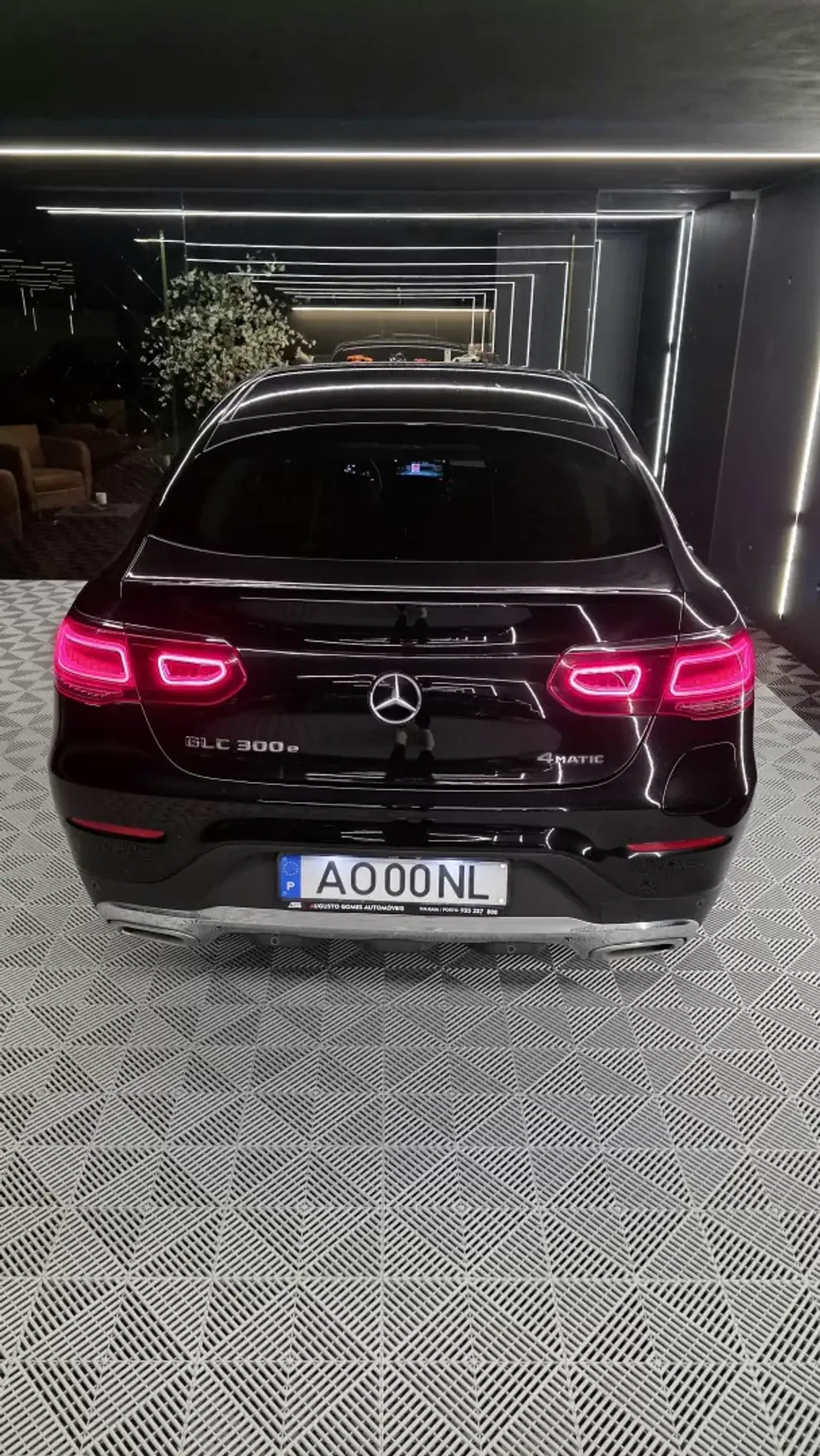 Mercedes-Benz GLC 300 2022 - 48900 EUR, 86000 km - AUTO.MOTO.pt - 86000km - foto 5 de 21