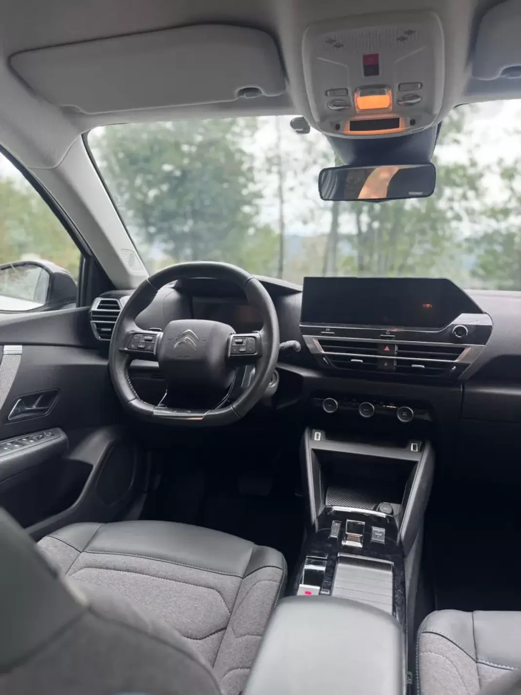 Citroën C4 2023 - 21500 EUR, 131039 km - AUTO.MOTO.pt - 131039km - foto 14 de 19