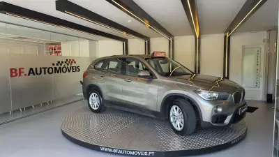 BMW X1 2016 - 22500 EUR, 76896 km - AUTO.MOTO.pt - 76896km - foto 9 de 61