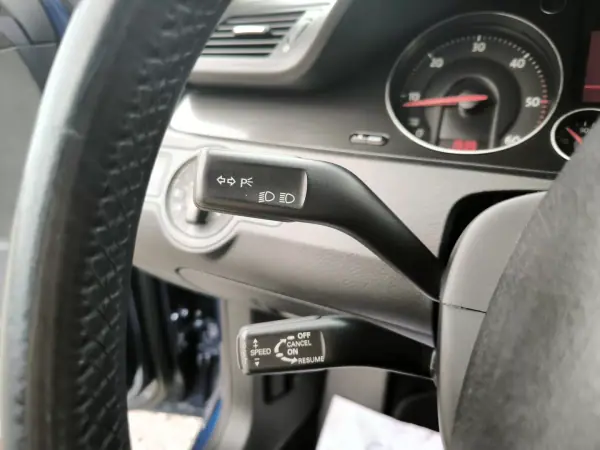 Volkswagen Passat Variant 2006 - 4950 EUR, 196789 km - AUTO.MOTO.pt - 196789km - foto 42 de 50