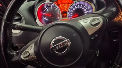 Nissan Juke 2017 - 14250 EUR, 125835 km - AUTO.MOTO.pt - 125835km - foto 21 de 44
