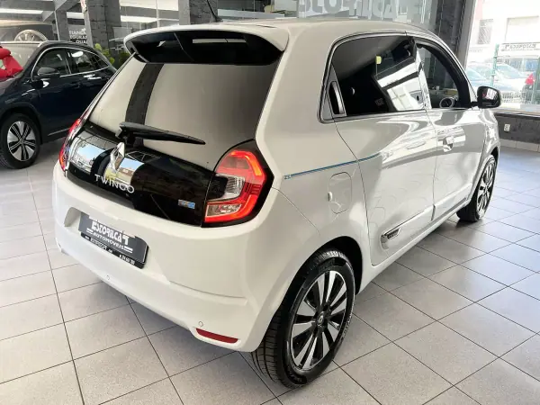 Renault Twingo 2021 - 10800 EUR, 86540 km - AUTO.MOTO.pt - 86540km - foto 4 de 22
