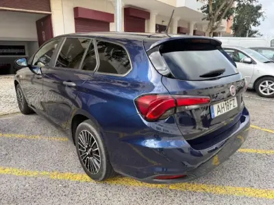 Fiat Tipo Station Wagon 2021 - 10750 EUR, 98000 km - AUTO.MOTO.pt - 98000km - foto 13 de 28