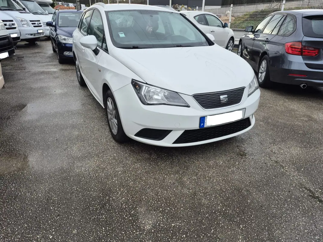 SEAT Ibiza ST 2015 - 8400 EUR, 244800 km - AUTO.MOTO.pt - 244800km - foto 1 de 5