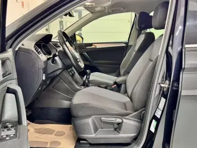 Volkswagen Tiguan 2017 - 17750 EUR, 120000 km - AUTO.MOTO.pt - 120000km - foto 21 de 50