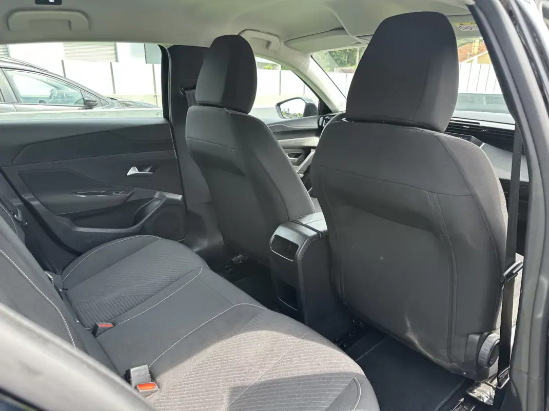 Peugeot 308 2022 - 15500 EUR, 170000 km - 170000km - foto 53 de 60