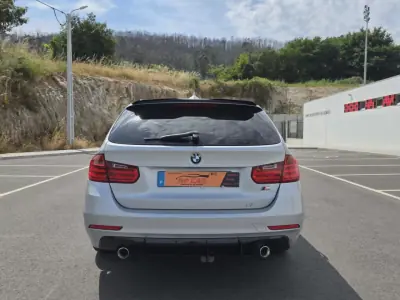 BMW 318 2014 - 14490 EUR, 220000 km - AUTO.MOTO.pt - 220000km - foto 11 de 16