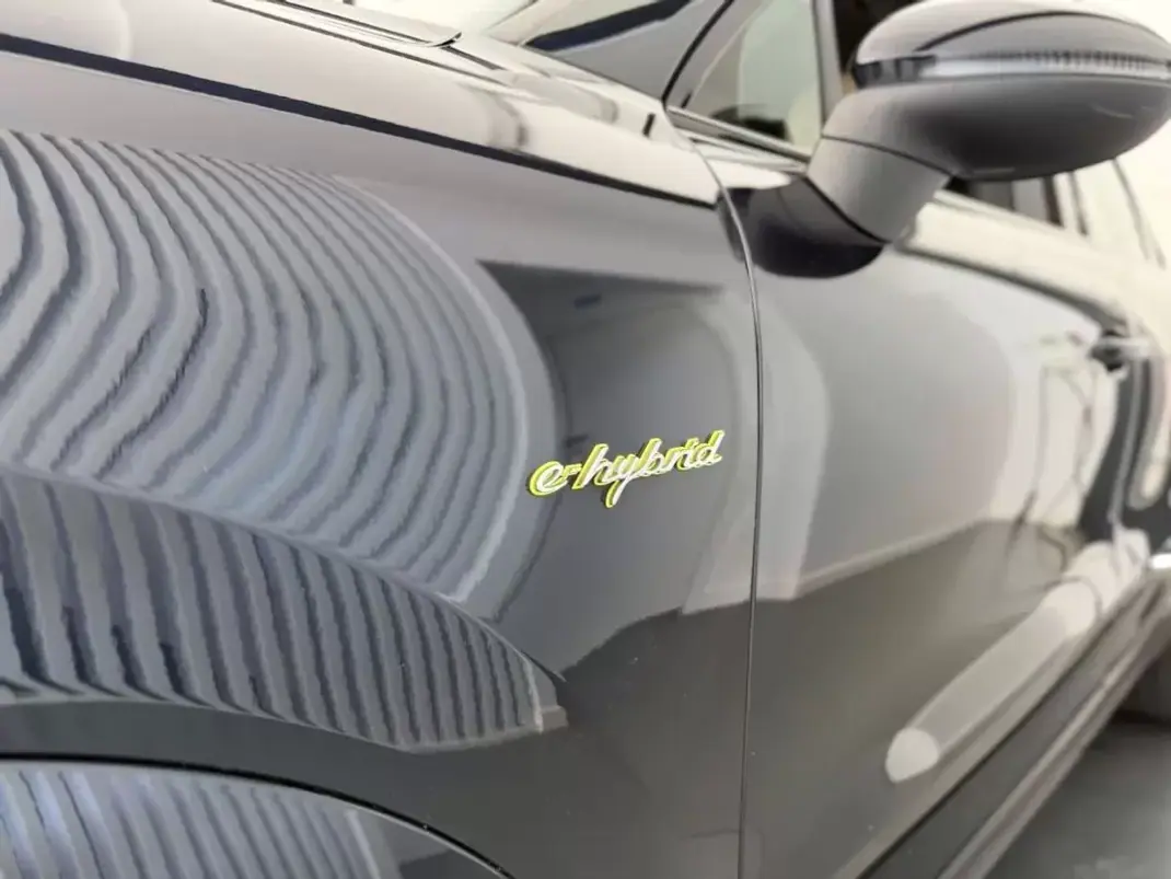 Porsche Cayenne 2019 - 59990 EUR, 87906 km - 87906km - foto 21 de 33