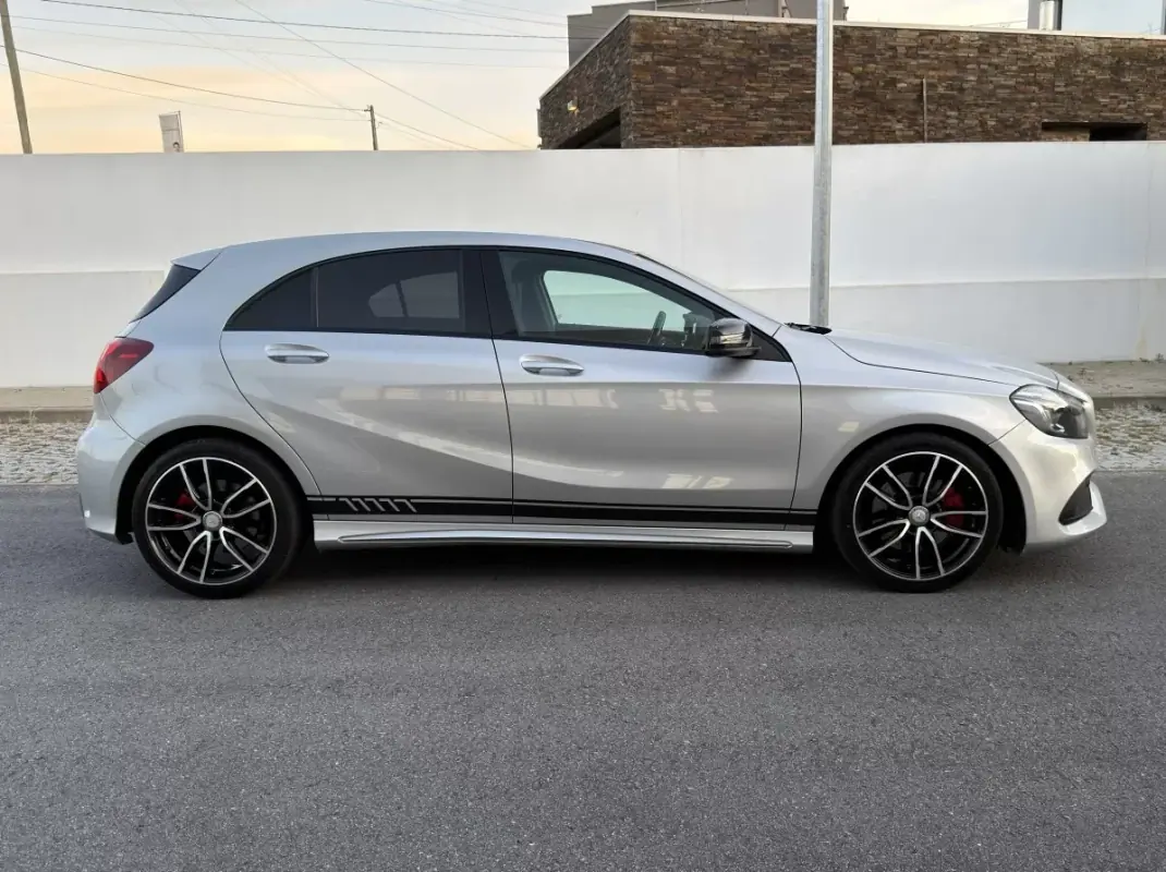 Mercedes-Benz A 220 2015 - 20500 EUR, 182231 km - AUTO.MOTO.pt - 182231km - foto 5 de 23