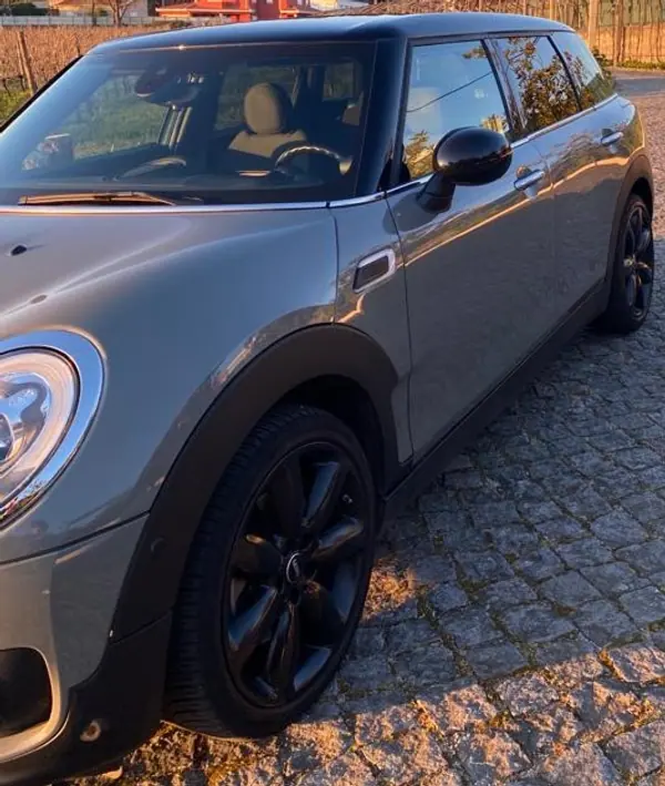 MINI Clubman 2018 - 16500 EUR, 270000 km - AUTO.MOTO.pt - 270000km - foto 3 de 12
