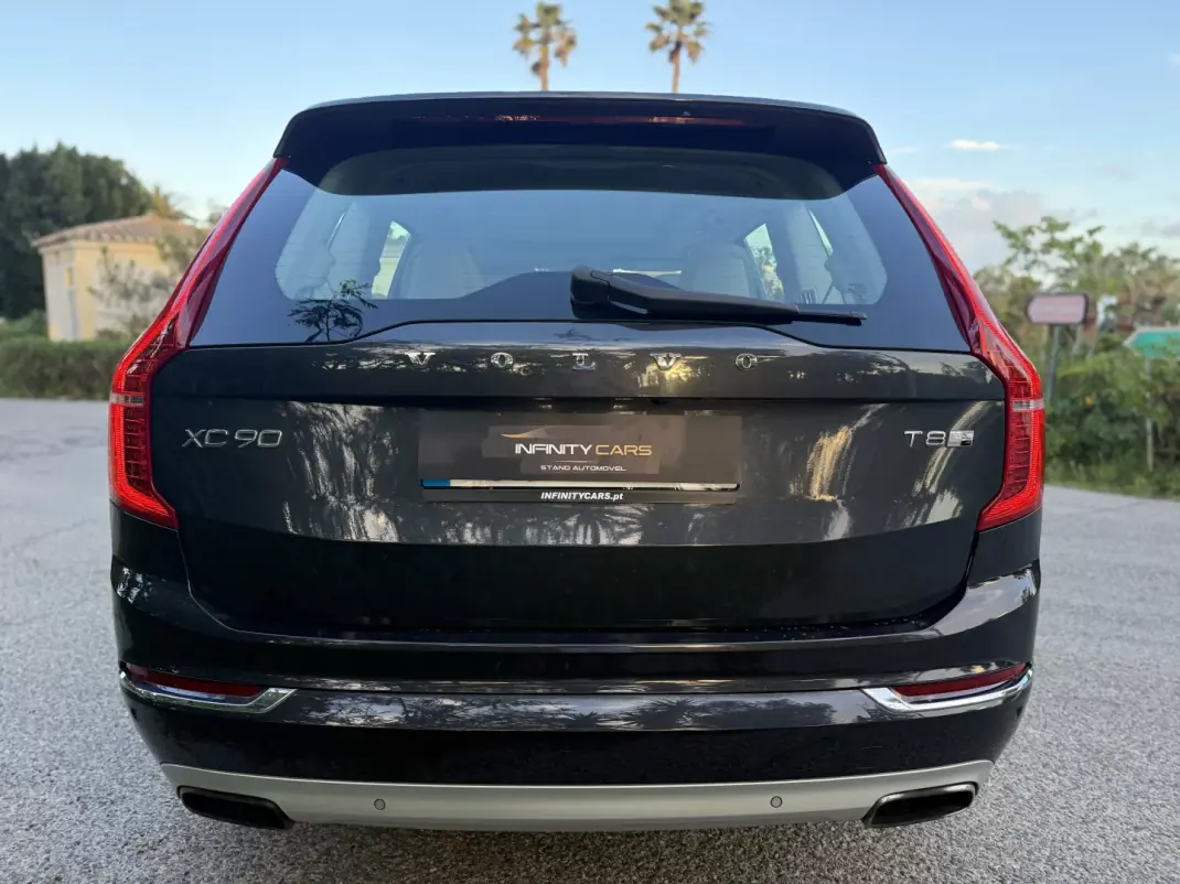 Volvo XC 90 2016 - 24999 EUR, 180000 km - AUTO.MOTO.pt - 180000km - foto 7 de 25