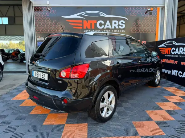 Nissan Qashqai +2 2009 - 6900 EUR, 281246 km - AUTO.MOTO.pt - 281246km - foto 2 de 17