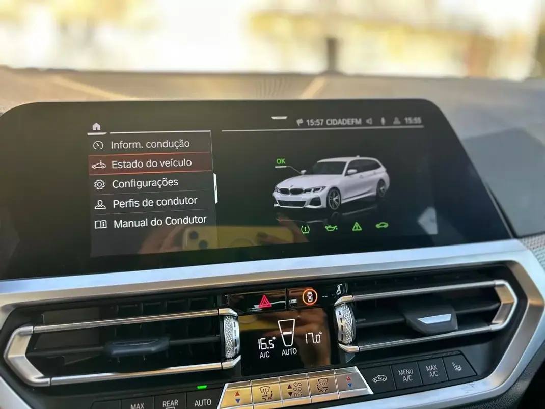 BMW 330 2019 - 30000 EUR, 206305 km - AUTO.MOTO.pt - 206305km - foto 39 de 43