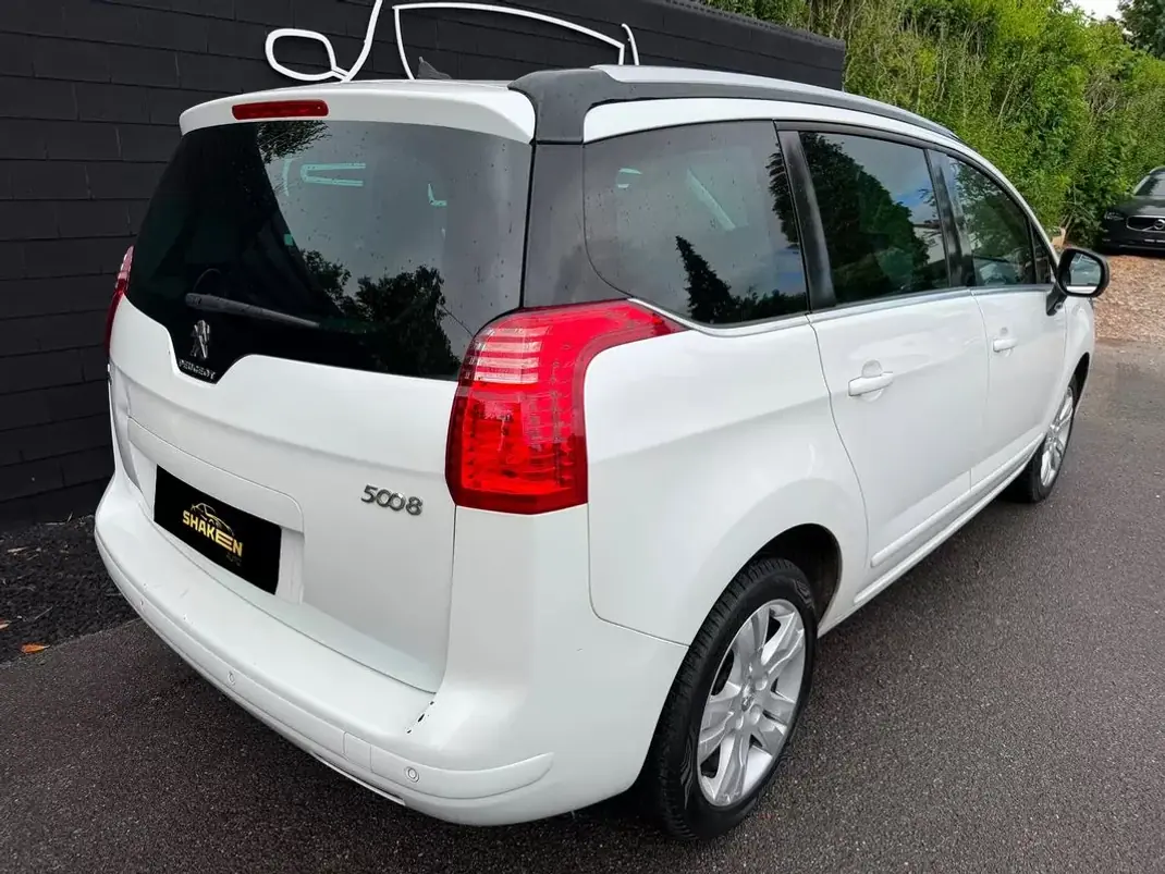 Peugeot 5008 2016 - 10890 EUR, 167724 km - 167724km - foto 8 de 13