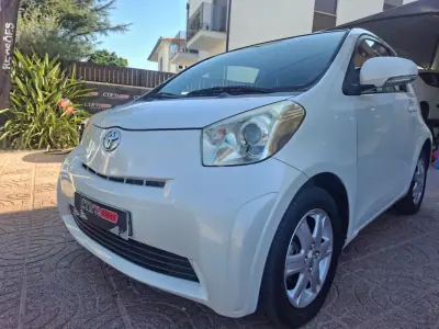 Toyota iQ 2009 - 7900 EUR, 156884 km - 156884km - foto 13 de 27