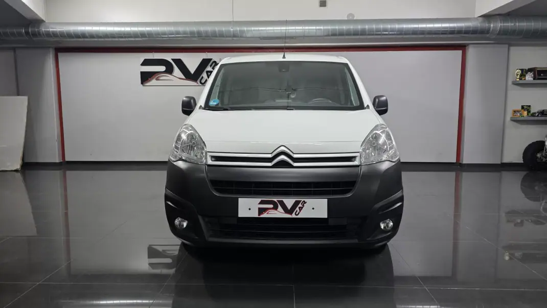 Citroën Berlingo 1.6 Bluehdi L2 100 cv longa C Iva 2018 - 16990 EUR, 84000 km - AUTO.MOTO.pt - 84000km - foto 13 de 15