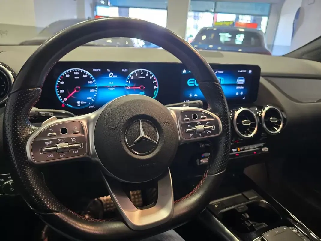 Mercedes-Benz GLA 250 2021 - 34480 EUR, 96779 km - 96779km - foto 39 de 51