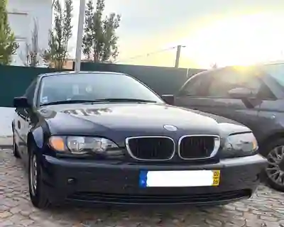 BMW 325I 2002 - 3500 EUR, 260000 km - 260000km - foto 5 de 8