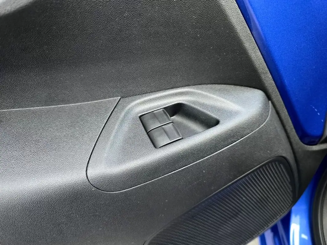 Citroën C1 2018 - 9900 EUR, 84800 km - AUTO.MOTO.pt - 84800km - foto 31 de 40