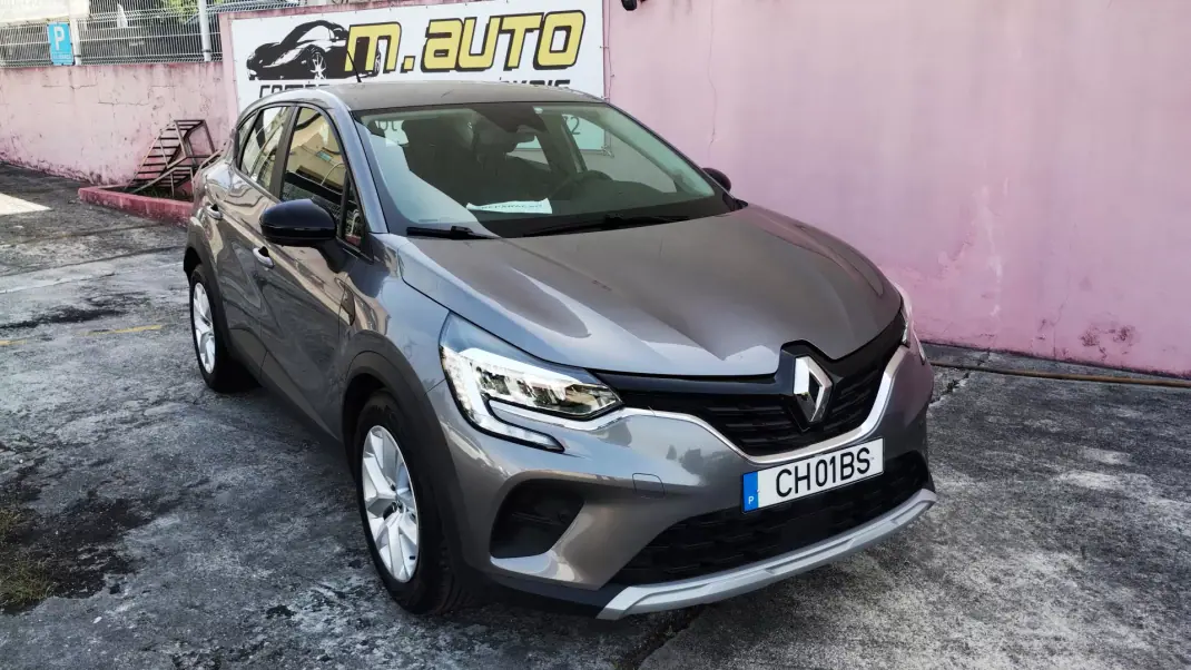 Renault Captur 2022 - 15950 EUR, 77000 km - AUTO.MOTO.pt - 77000km - foto 1 de 42