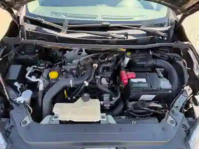 Nissan Pulsar 2015 - 7500 EUR, 216184 km - AUTO.MOTO.pt - 216184km - foto 9 de 13