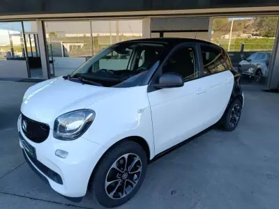 Smart ForFour 2016 - 10500 EUR, 66000 km - AUTO.MOTO.pt - 66000km - foto 20 de 25