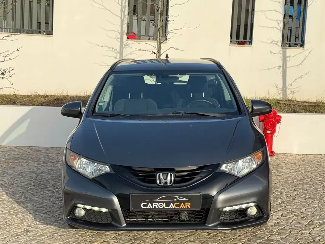 Honda Civic Tourer 2014 - 11950 EUR, 120000 km - 120000km - foto 2 de 27