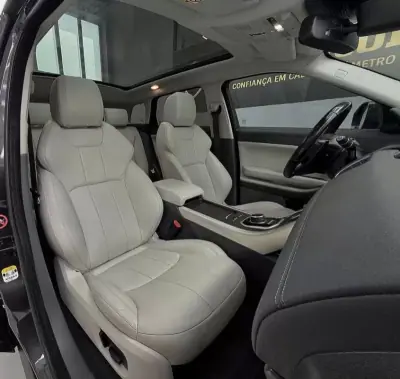 Land Rover Range Rover Evoque 2018 - 22850 EUR, 102825 km - AUTO.MOTO.pt - 102825km - foto 10 de 31