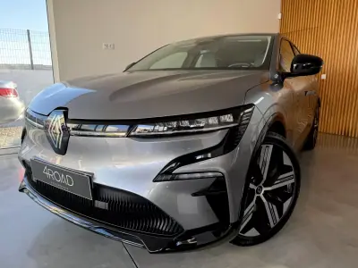 Renault Mégane E-Tech 2022 - 21750 EUR, 129500 km - foto 1 de 101
