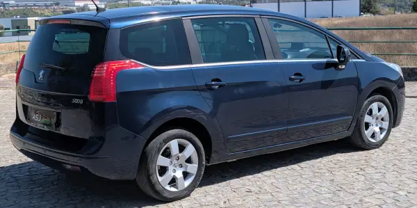 Peugeot 5008 2011 - 5500 EUR, 307207 km - 307207km - foto 7 de 20