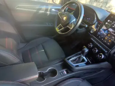 Renault Arkana 2022 - 24900 EUR, 34000 km - AUTO.MOTO.pt - 34000km - foto 17 de 19