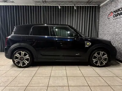 MINI Countryman 2020 - 27990 EUR, 68000 km - AUTO.MOTO.pt - 68000km - foto 6 de 25