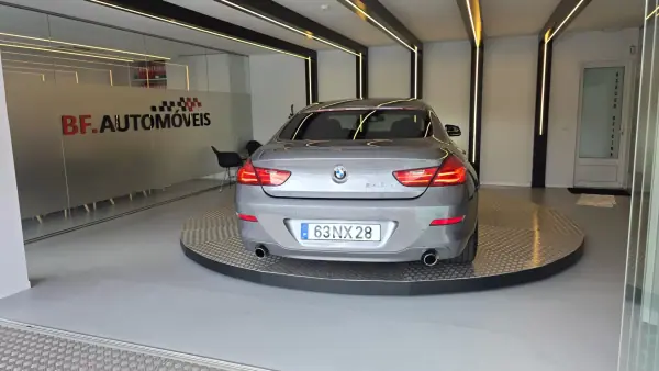 BMW 640 Gran Coupé 2013 - 25900 EUR, 181233 km - AUTO.MOTO.pt - 181233km - foto 16 de 66