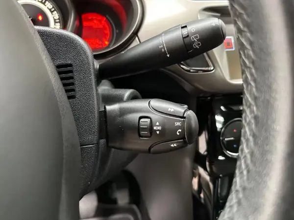 Citroën C3 2016 - 7800 EUR, 87945 km - AUTO.MOTO.pt - 87945km - foto 17 de 18