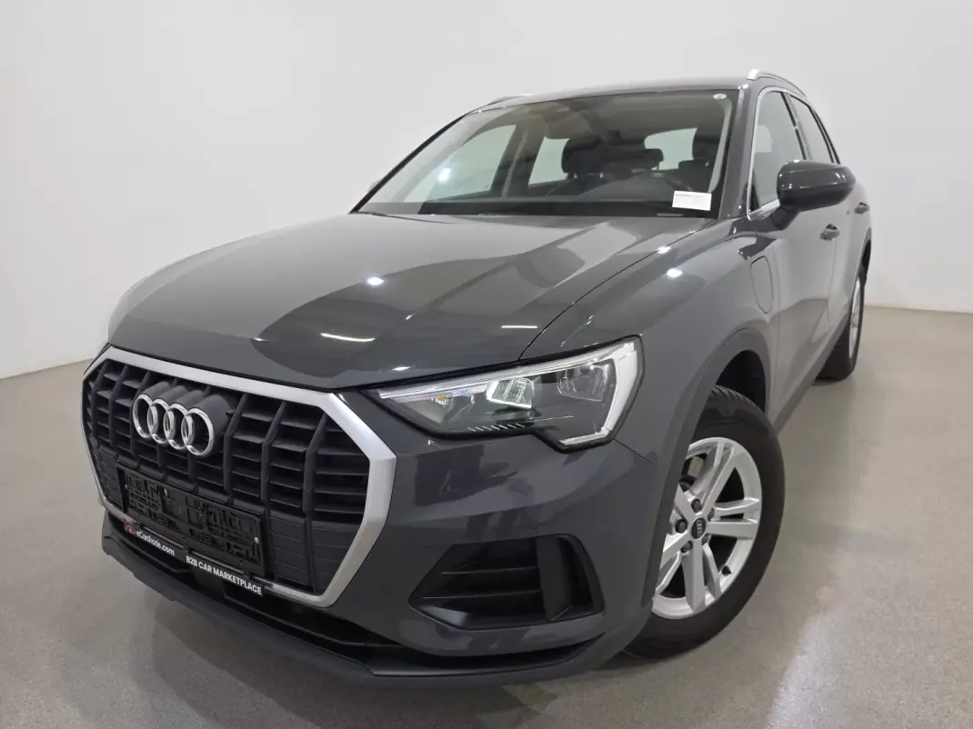 Audi Q3 2022 - 29900 EUR, 119000 km - AUTO.MOTO.pt - 119000km - foto 1 de 25