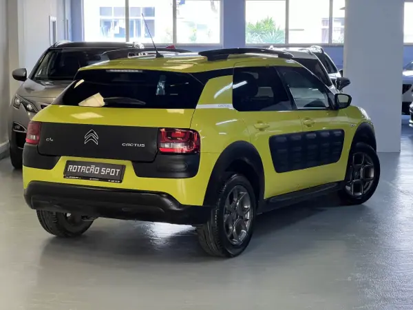 Citroën C4 Cactus 2015 - 8990 EUR, 175000 km - AUTO.MOTO.pt - 175000km - foto 4 de 35